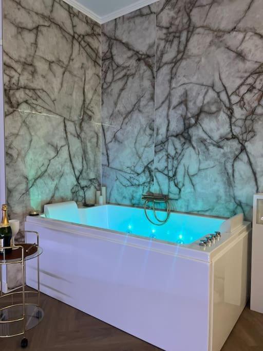 Les Chambres D Excellence Spa Сет Екстериор снимка